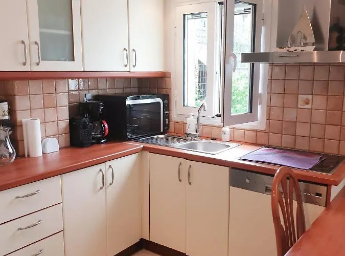 House Domaine بيت للعطل